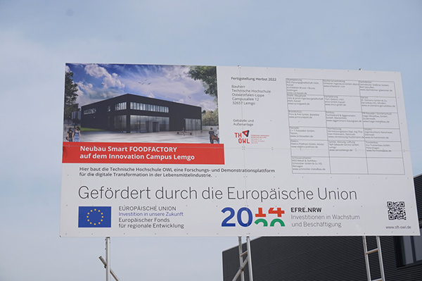 Hier wird gebaut! Das Bauprojekt wird vom Europäischen Fonds für regionale Entwicklung (EFRE) gefördert